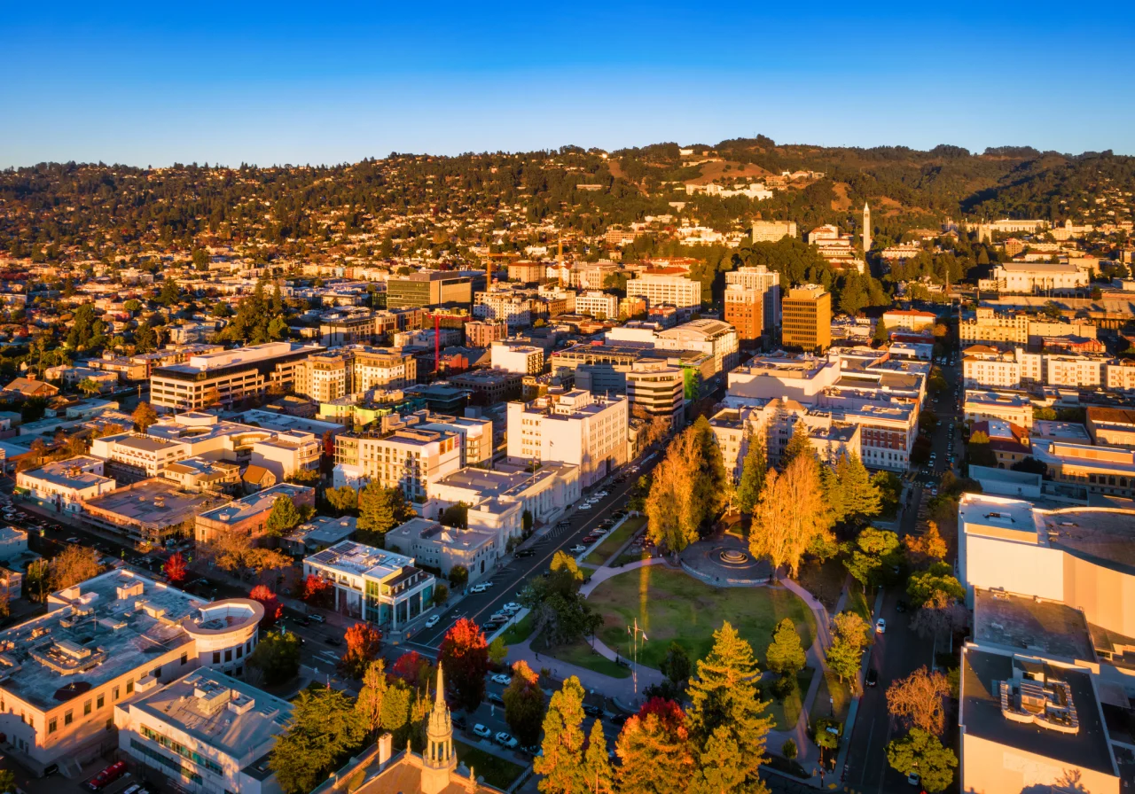 Berkeley residential community and local lifestyle